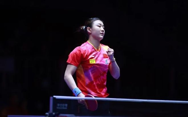 讓我們拭目 讓我們拭目