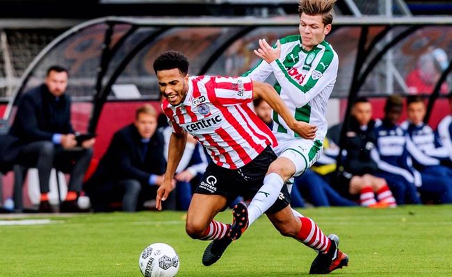 在内线对战 在内线对战