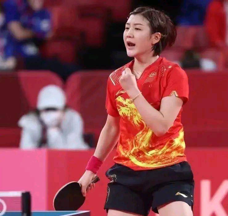 中场核心发 中场核心发